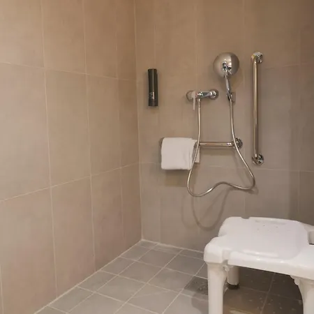 Hotel Rocadest La Cite 3*