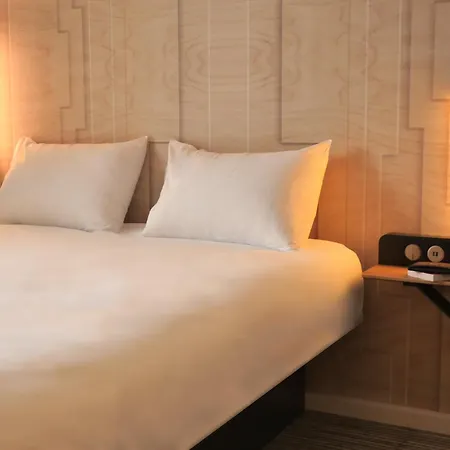 Rocadest La Cite Hotel 3*